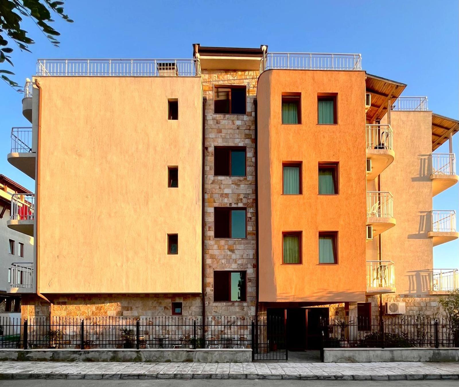 Family Hotel Primo Primorsko Exterior photo