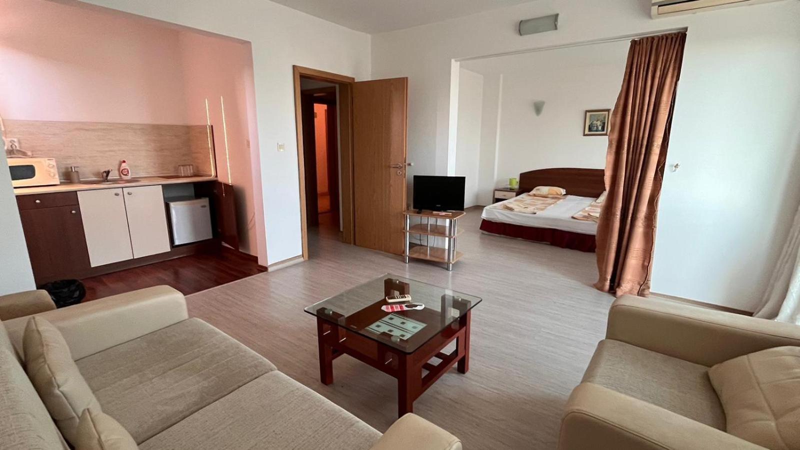 Family Hotel Primo Primorsko Exterior photo